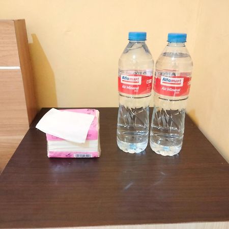 Wisma Mutiara Near Alun Alun Demak Mitra Reddoorz Kültér fotó